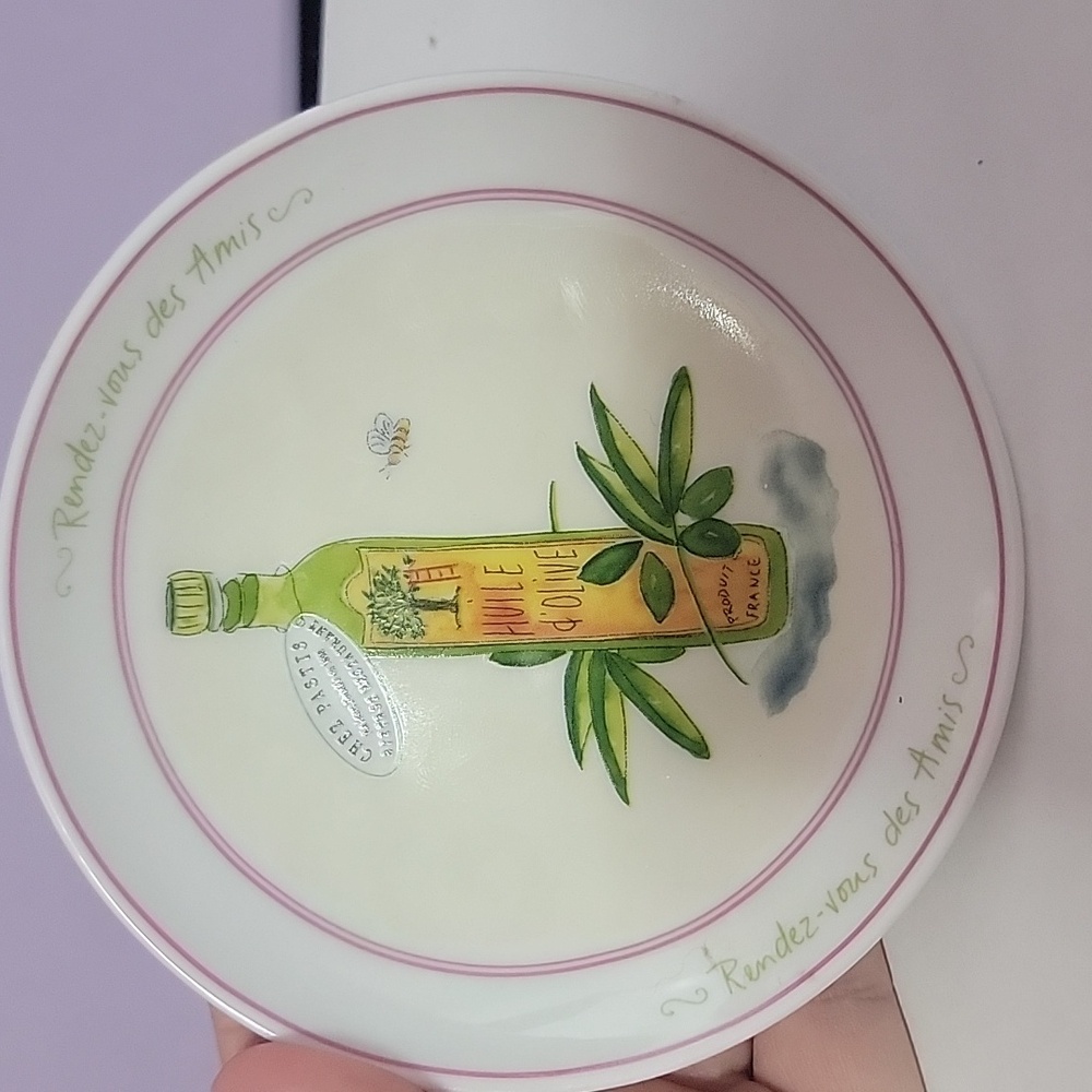 Friends Inspired Olive Oil Plate